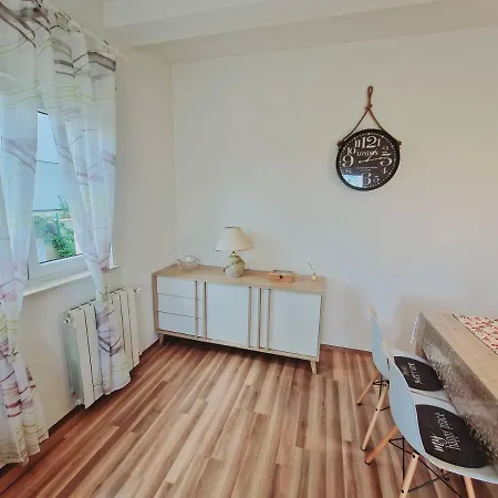 Apartments In Rijeka, Free Parking And Large Terrace, 15Min Drive From The Beach Exterior photo