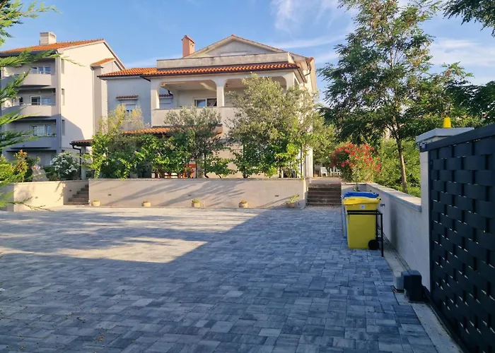 Apartments In Rijeka, Free Parking And Large Terrace, 15Min Drive From The Beach