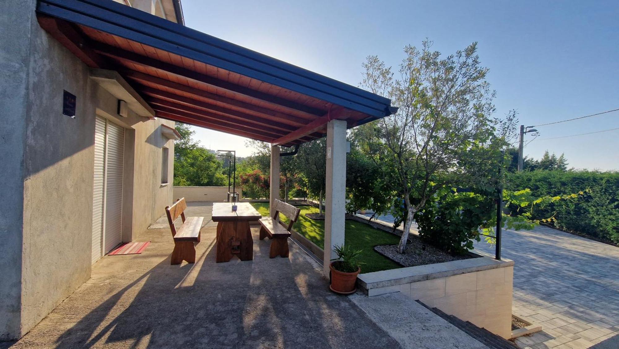 Apartment In Rijeka, Free Parking And Large Terrace, 15min Drive From The Rijeka
